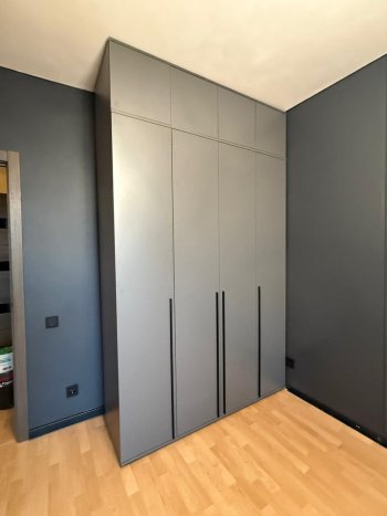 Шкаф 1600 мм 4-х створчатый Норд с антресолью графит (Миф) в Полевском - polevskoj.mebel-e96.ru